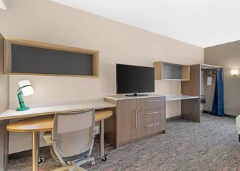 Home2 Suites by Hilton Queensbury Lake George hotel thumbnail 6