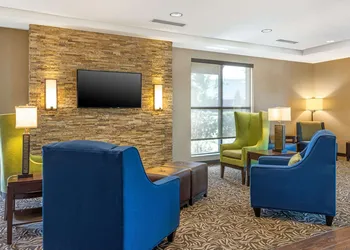 Comfort Inn & Suites at CrossPlex Village hotel thumbnail 2