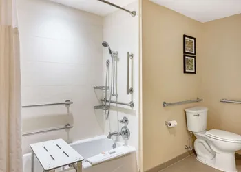 Comfort Inn & Suites at CrossPlex Village hotel thumbnail 7