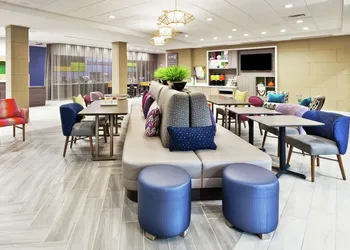 Home2 Suites by Hilton Birmingham Colonnade hotel thumbnail 3