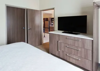 Home2 Suites by Hilton Birmingham Colonnade hotel thumbnail 7