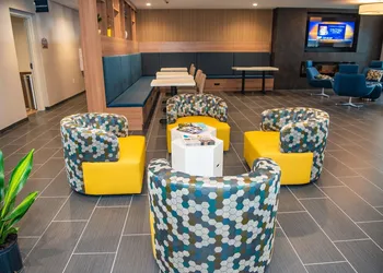 Microtel Inn & Suites by Wyndham Carlisle hotel thumbnail 3