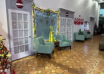 Contessa Inn hotel thumbnail 4