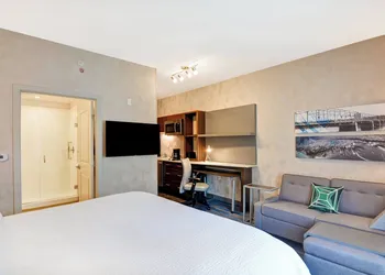 TownePlace Suites by Marriott Bridgewater Branchburg hotel thumbnail 6