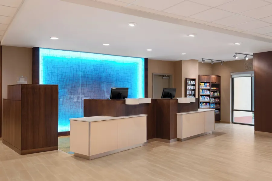 Fairfield Inn & Suites by Marriott Charlottesville Downtown/University Area hotel detail image 2