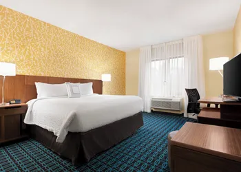 Fairfield Inn & Suites by Marriott Charlottesville Downtown/University Area hotel thumbnail 7