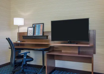 Fairfield by Marriott Inn & Suites Dayton Downtown hotel thumbnail 8