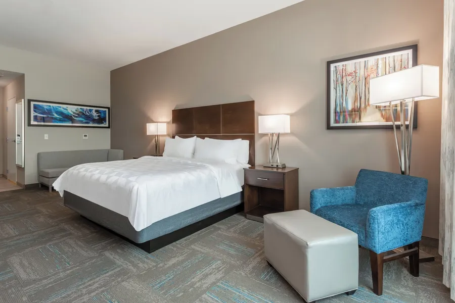Holiday Inn Hotel & Suites Jefferson City by IHG hotel detail image 2