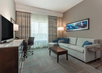 Holiday Inn Hotel & Suites Jefferson City by IHG hotel thumbnail 7