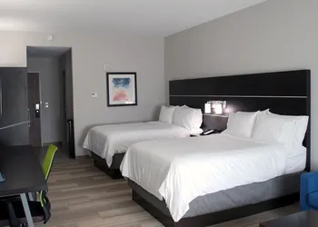 Holiday Inn Express and Suites White Hall by IHG hotel thumbnail 8