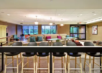 Home2 Suites by Hilton Mechanicsburg hotel thumbnail 3