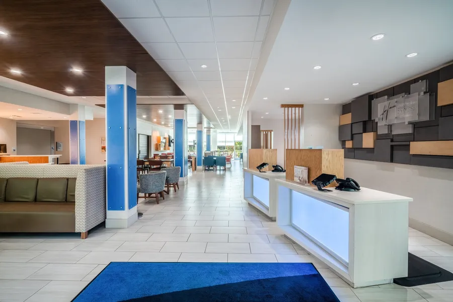 Holiday Inn Express & Suites Atlanta Airport NE - Hapeville by IHG hotel detail image 2