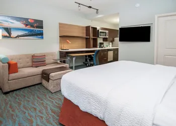 TownePlace Suites by Marriott Vidalia Riverfront hotel thumbnail 5