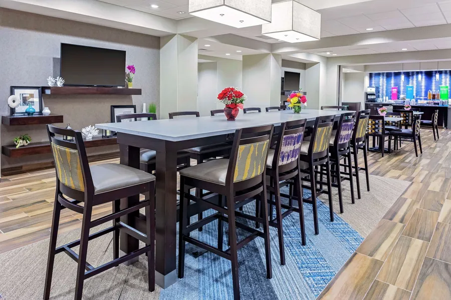 Hampton Inn Cranbury hotel detail image 2