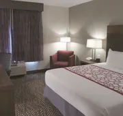 La Quinta Inn & Suites by Wyndham Tuscaloosa University hotel detail image 4