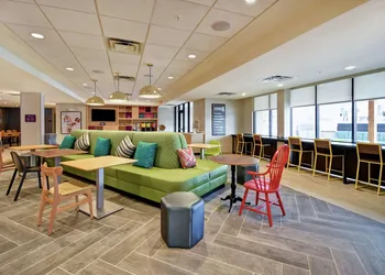 Home2 Suites Eagan Minneapolis hotel thumbnail 2