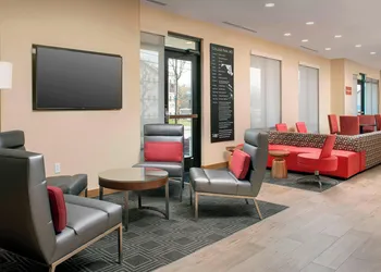 TownePlace Suites by Marriott College Park hotel thumbnail 2