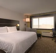 Holiday Inn Express & Suites Tulsa Downtown by IHG hotel detail image 5