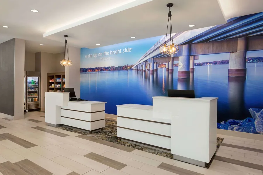 La Quinta Inn & Suites by Wyndham Rock Hill hotel detail image 6