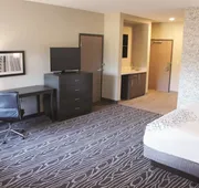 La Quinta Inn & Suites by Wyndham Rock Hill hotel detail image 7
