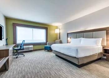 Holiday Inn Express & Suites Denton South by IHG hotel thumbnail 4