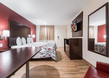 Red Roof Inn Houston – Spring North hotel thumbnail 6