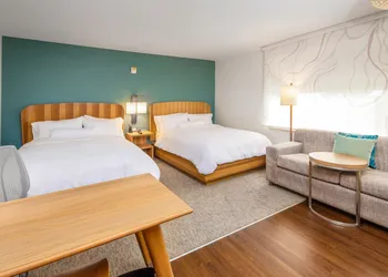 Element by Marriott Bentonville hotel thumbnail 8
