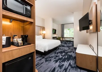 Fairfield Inn & Suites by Marriott Crestview hotel thumbnail 8