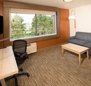 Holiday Inn Express & Suites Auburn by IHG hotel detail image 3