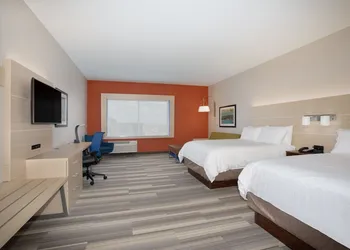 Holiday Inn Express & Suites Denver Ne - Brighton by IHG hotel thumbnail 5
