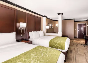 Comfort Suites Liberal North hotel thumbnail 6