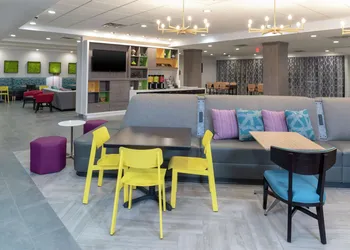 Home2 Suites by Hilton Indianapolis Airport hotel thumbnail 2