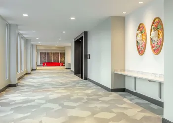 The Summit Hotel hotel thumbnail 8