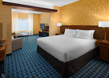 Fairfield Inn&Suite by Marriott Fresno Yosemite Intl Airport hotel thumbnail 8