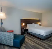 Holiday Inn Express & Suites Tonawanda - Buffalo Area by IHG hotel detail image 7
