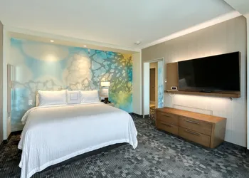 Courtyard by Marriott North Brunswick hotel thumbnail 5