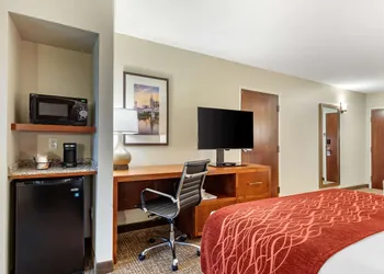 Comfort Inn White House hotel thumbnail 8