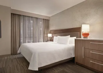 Home2 Suites by Hilton Chicago River North hotel thumbnail 7
