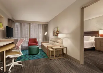 Home2 Suites by Hilton Chicago River North hotel thumbnail 8