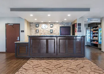 Comfort Suites Denver International Airport hotel thumbnail 2