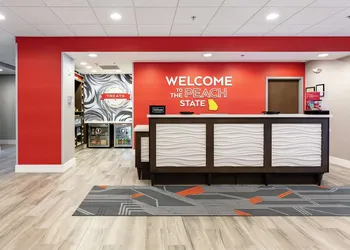 Hampton Inn Acworth hotel thumbnail 2