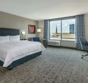 Hampton Inn & Suites Fort Wayne Downtown hotel detail image 4