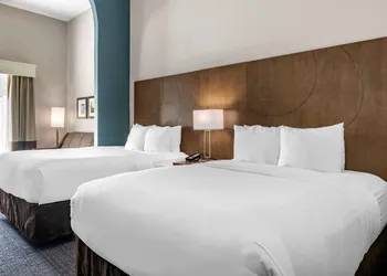 Comfort Suites Fort Lauderdale Airport & Cruise Port hotel thumbnail 6