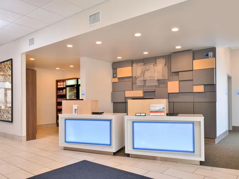Holiday Inn Express & Suites Brighton by IHG hotel detail image 2