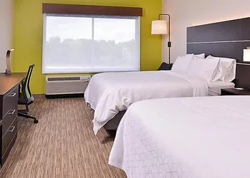 Holiday Inn Express & Suites Brighton by IHG hotel thumbnail 4