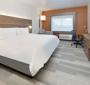 Holiday Inn Express & Suites Plano East - Richardson by IHG hotel detail image 4