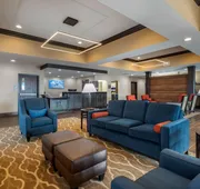 Comfort Inn & Suites Cedar Rapids CID Eastern Iowa Airport hotel detail image 4