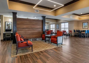 Comfort Inn & Suites Cedar Rapids CID Eastern Iowa Airport hotel thumbnail 5