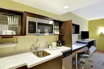 Home2 Suites by Hilton Dickson City Scranton hotel thumbnail 7