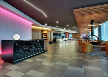 The Rose Chicago, Tapestry Collection by Hilton hotel thumbnail 5